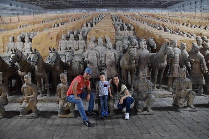 Xian Travel Package: Private Xian Day Tour of Terracotta Warriors and Hanyang Mausoleum